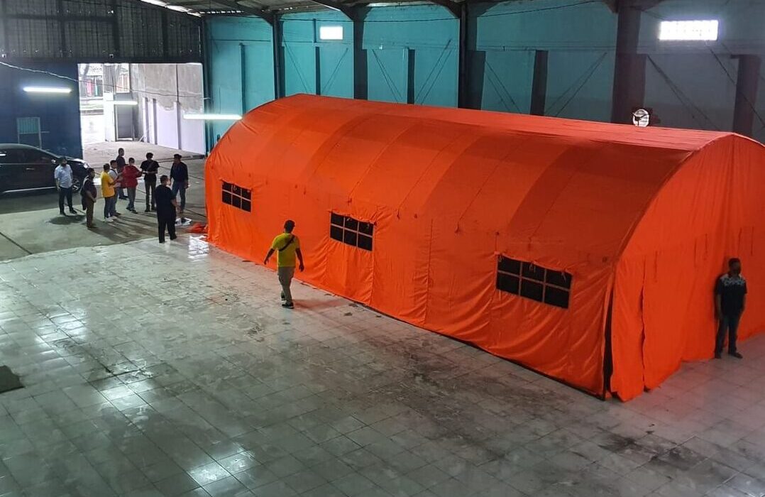 Proses Mendirikan Tenda Pleton