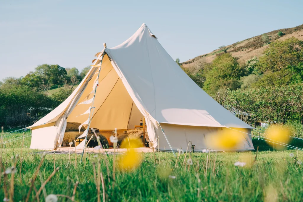 10 Model Tenda Camping Aesthetic yang Paling Instagrammable Tenda Camping Aesthetic