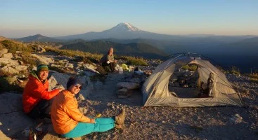 7 Jenis Bahan Tenda Camping yang Bagus Serta Plus Minusnya Jenis Bahan Tenda Camping yang Bagus: Kelebihan dan Kekurangannya