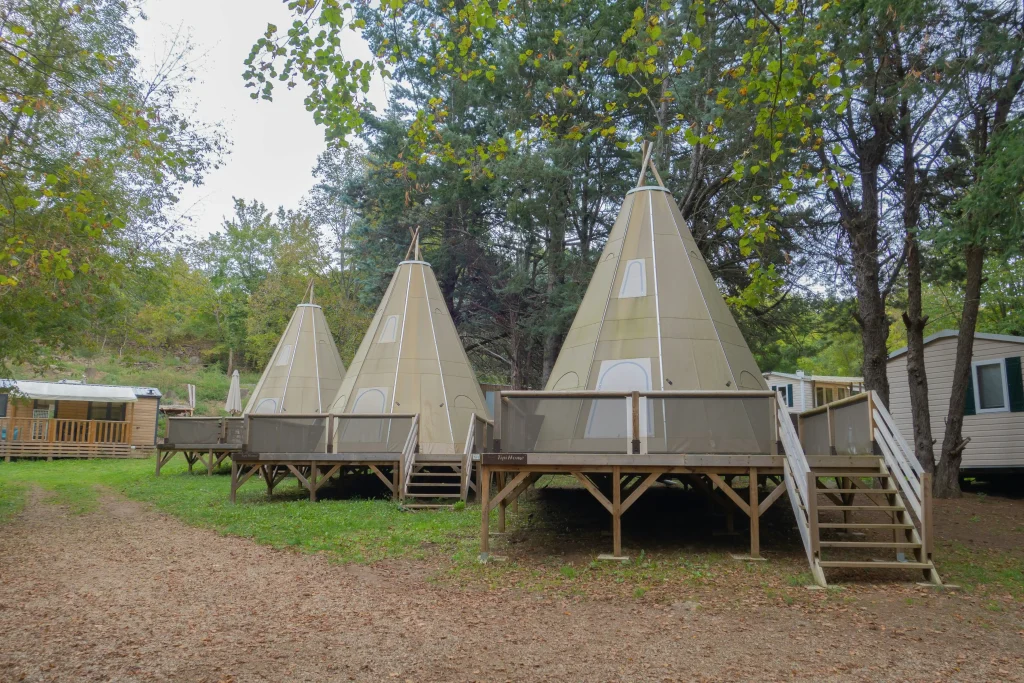 Bisnis Glamping di Indonesia: Tren dan Peluang yang Masih Terbuka
